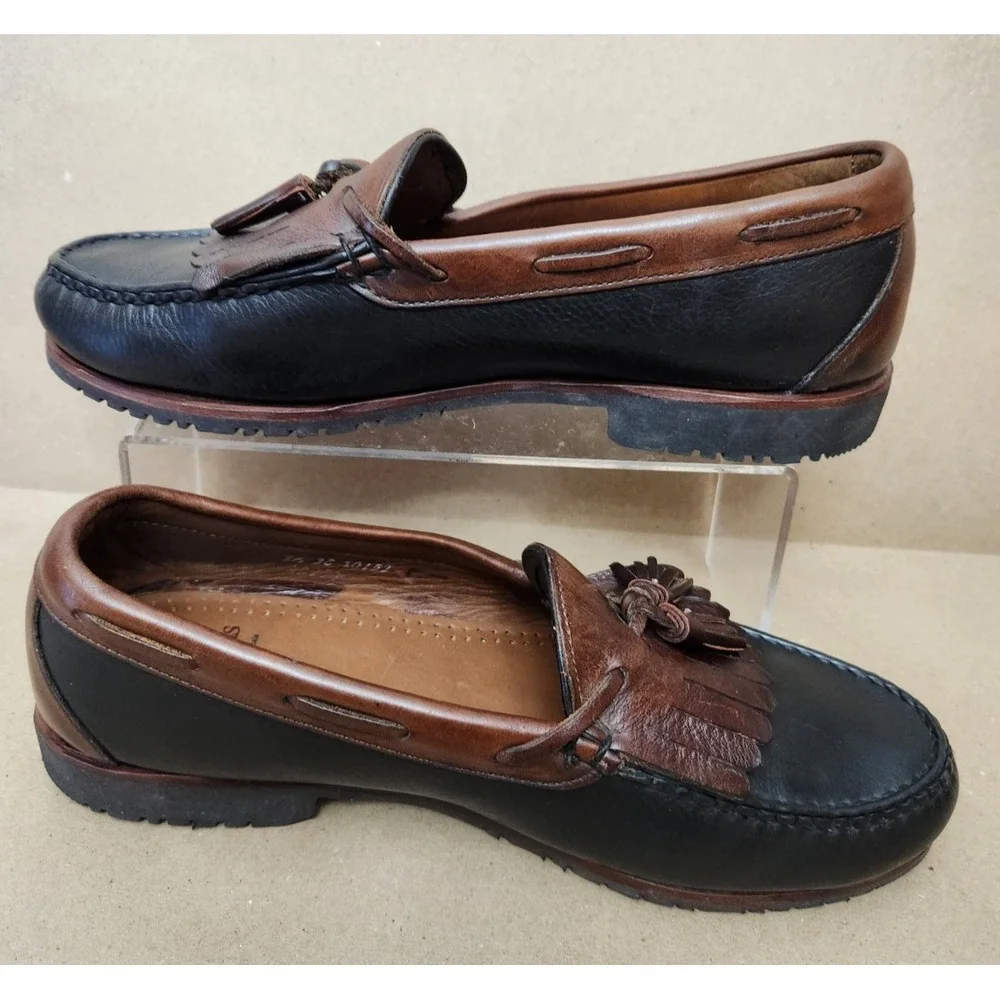 Allen Edmonds Men's (9.5 3E) Nashua Black & Brown Leather Kilted Tassel Loafers